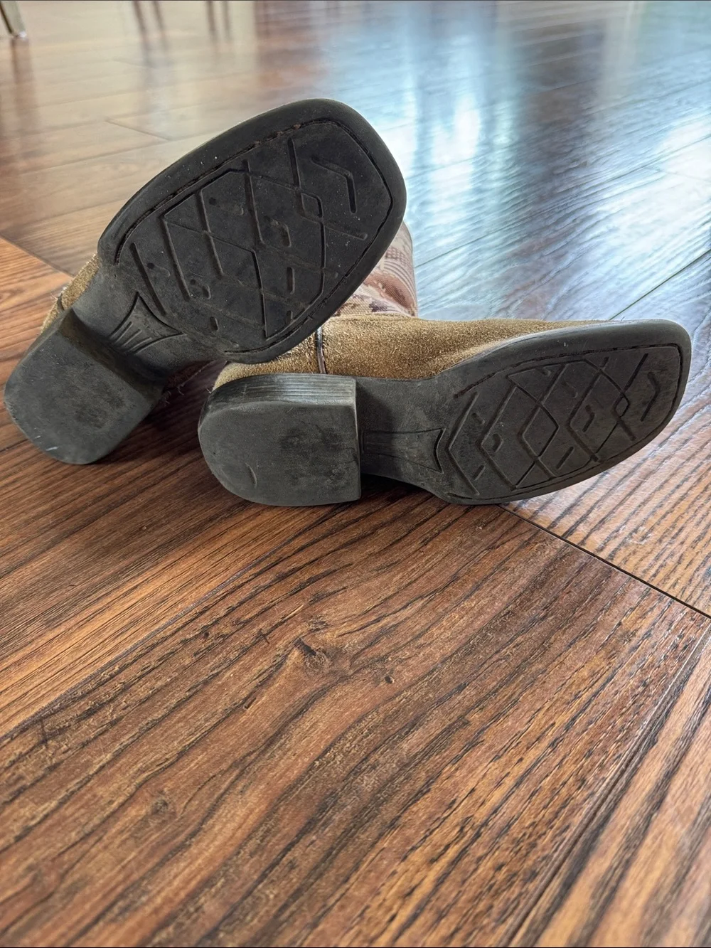 Ariat camo american